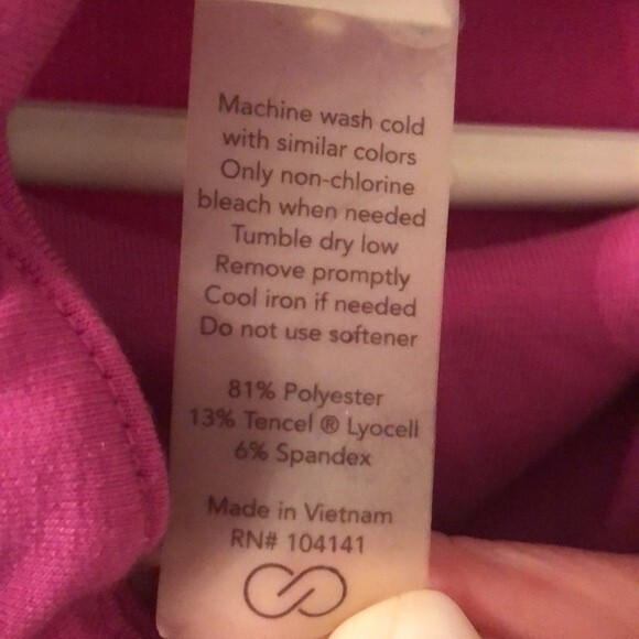 CALIA SIZE MEDIUM SLEEVELESS HOODIE FUNNEL COWL NECK KANGAROO POCKET TOP - Picture 9 of 9